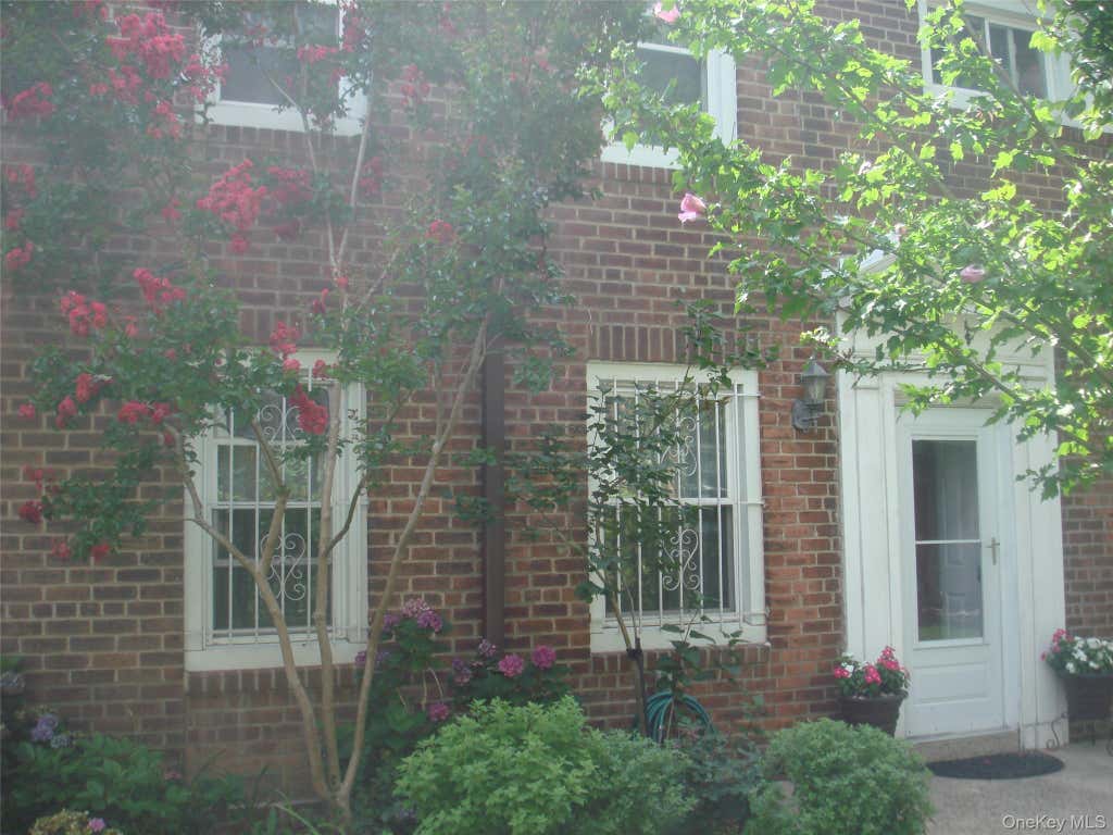 Photo of 147-47 Charter Rd #22 B, Briarwood, NY 11435 (MLS # 1030761)