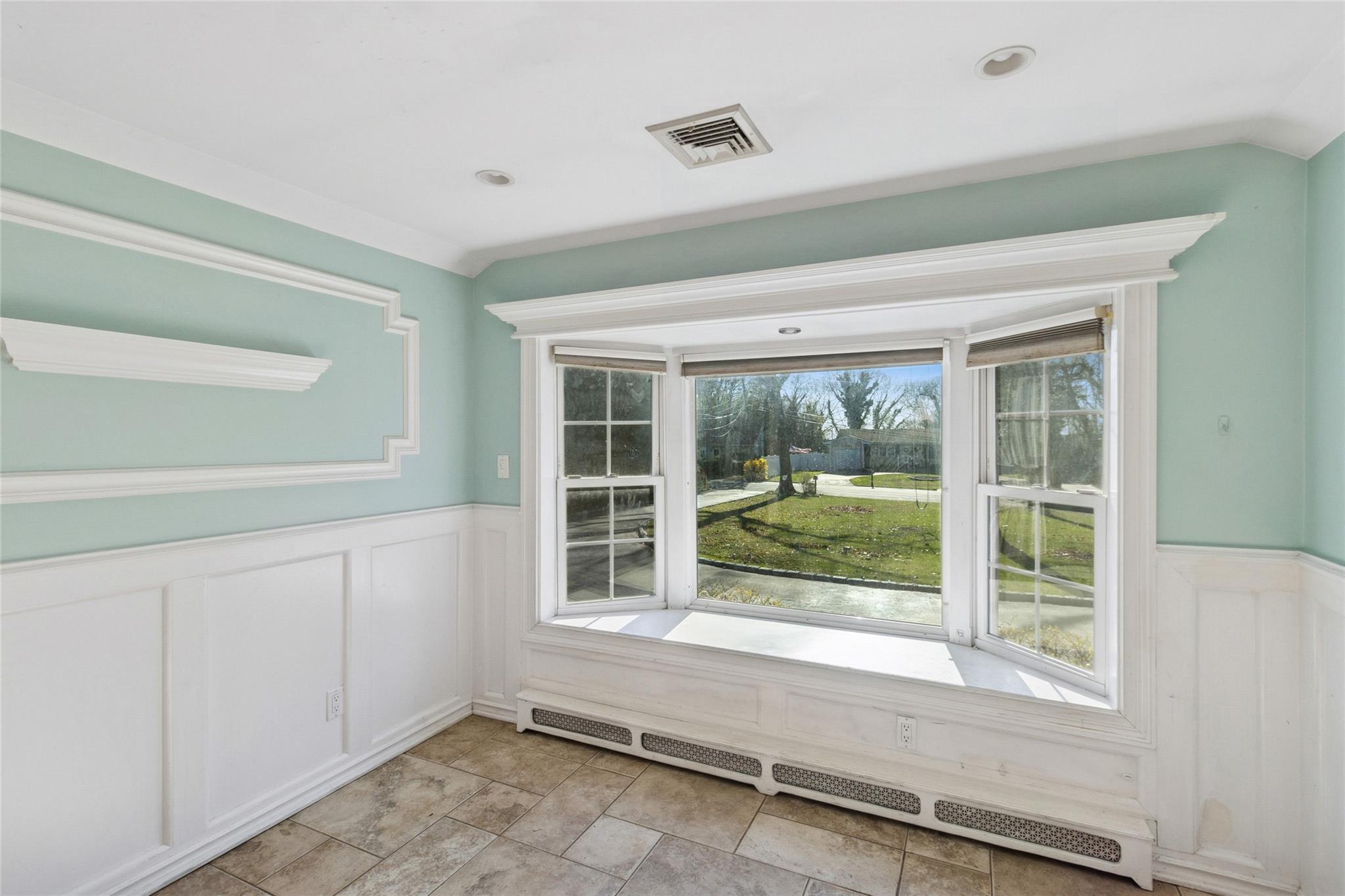 147 Calvert Avenue, Ronkonkoma, New York image 32