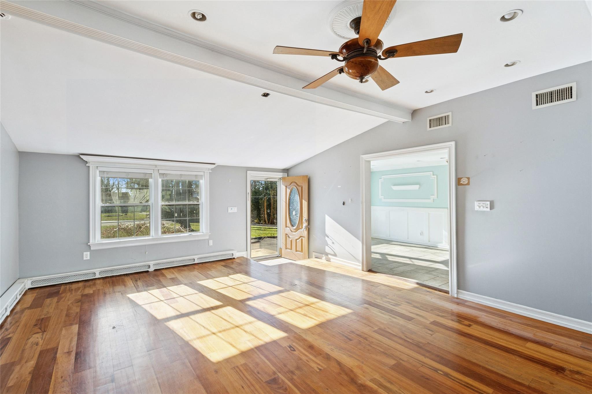 147 Calvert Avenue, Ronkonkoma, New York image 14