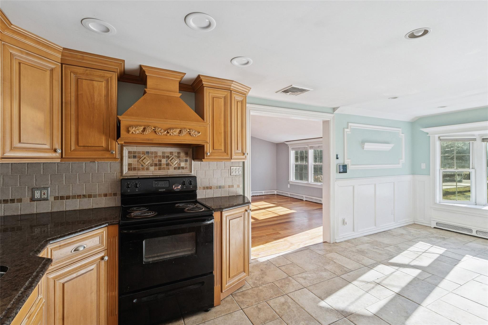 147 Calvert Avenue, Ronkonkoma, New York image 27