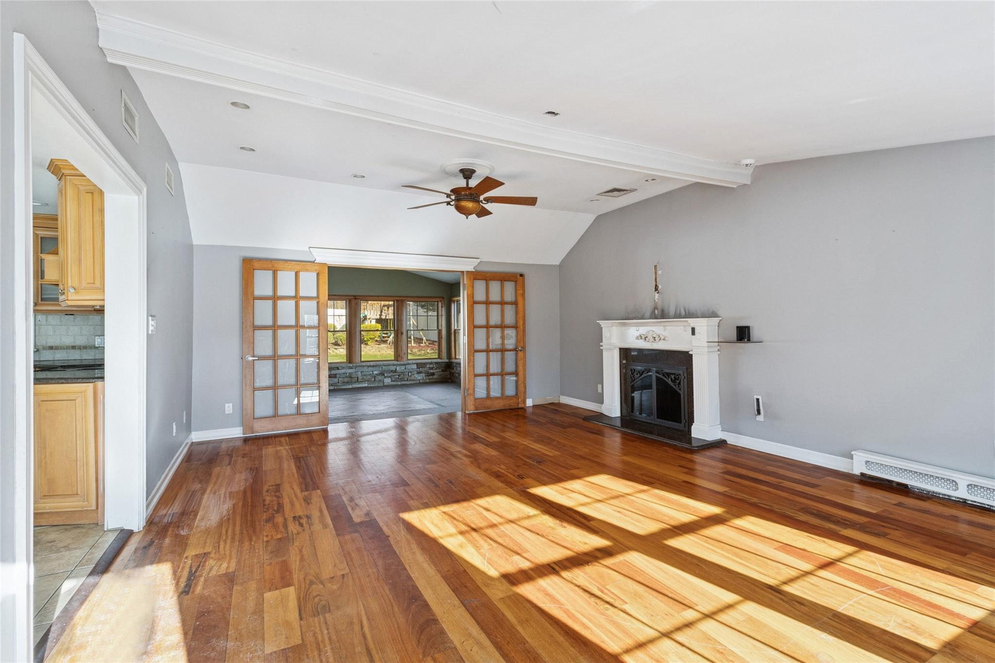 147 Calvert Avenue, Ronkonkoma, New York image 13