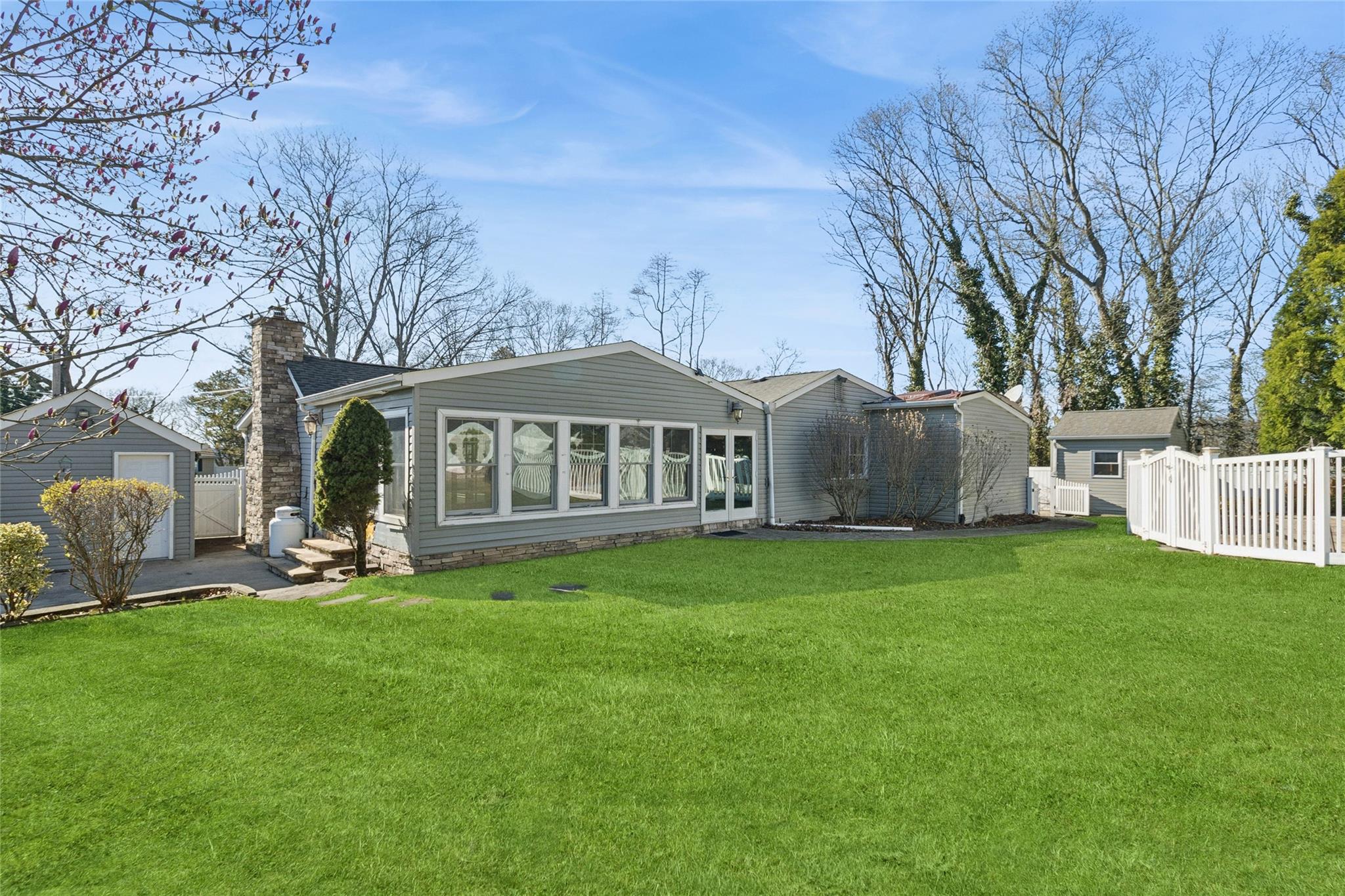 147 Calvert Avenue, Ronkonkoma, New York image 6
