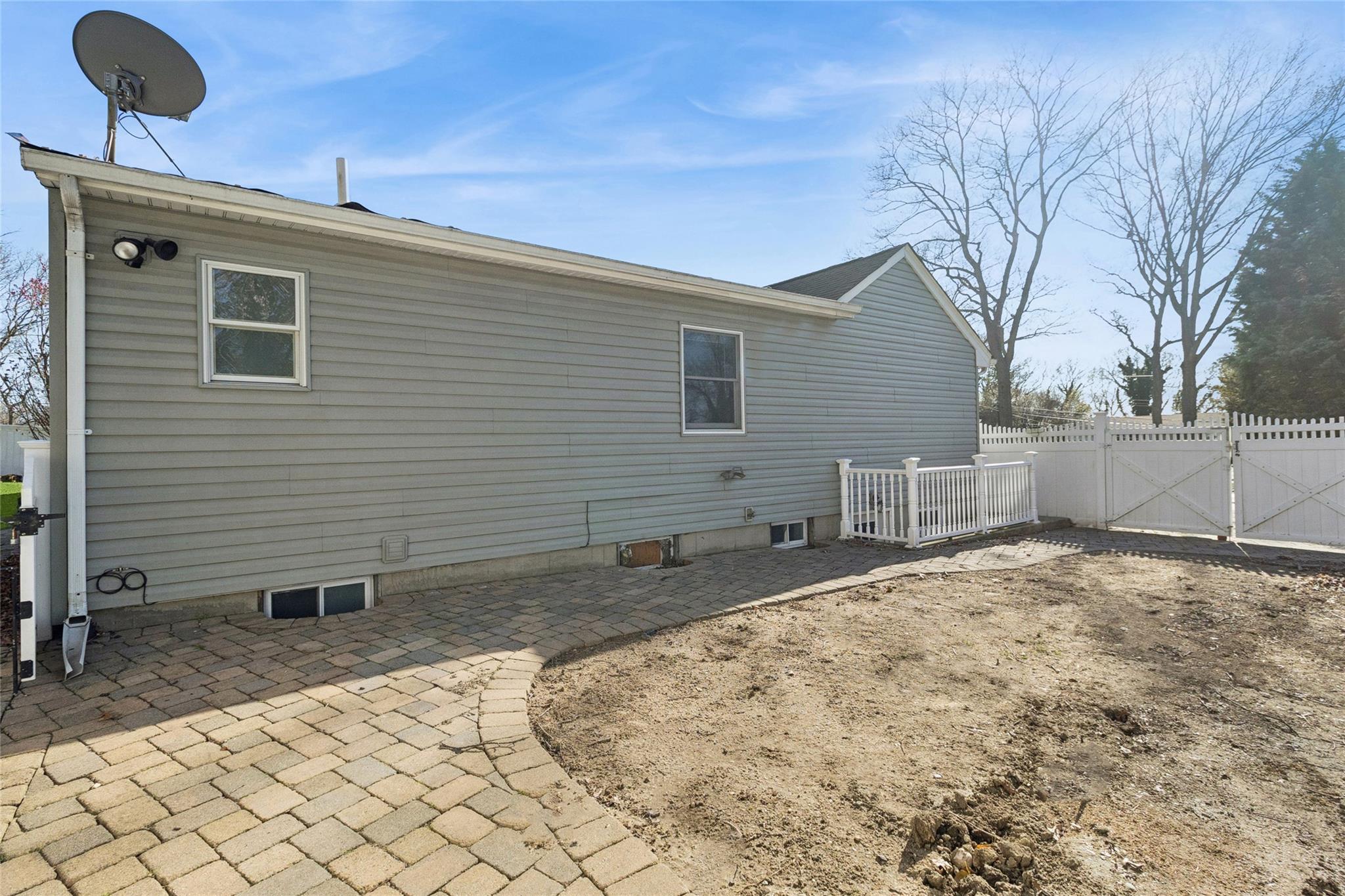 147 Calvert Avenue, Ronkonkoma, New York image 11