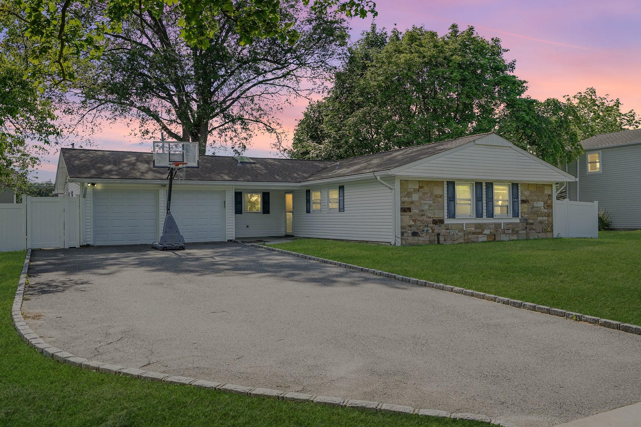 Property for Sale at Stony Brook Road, Stony Brook, Hamptons, NY - Bedrooms: 3 
Bathrooms: 2  - $650,000