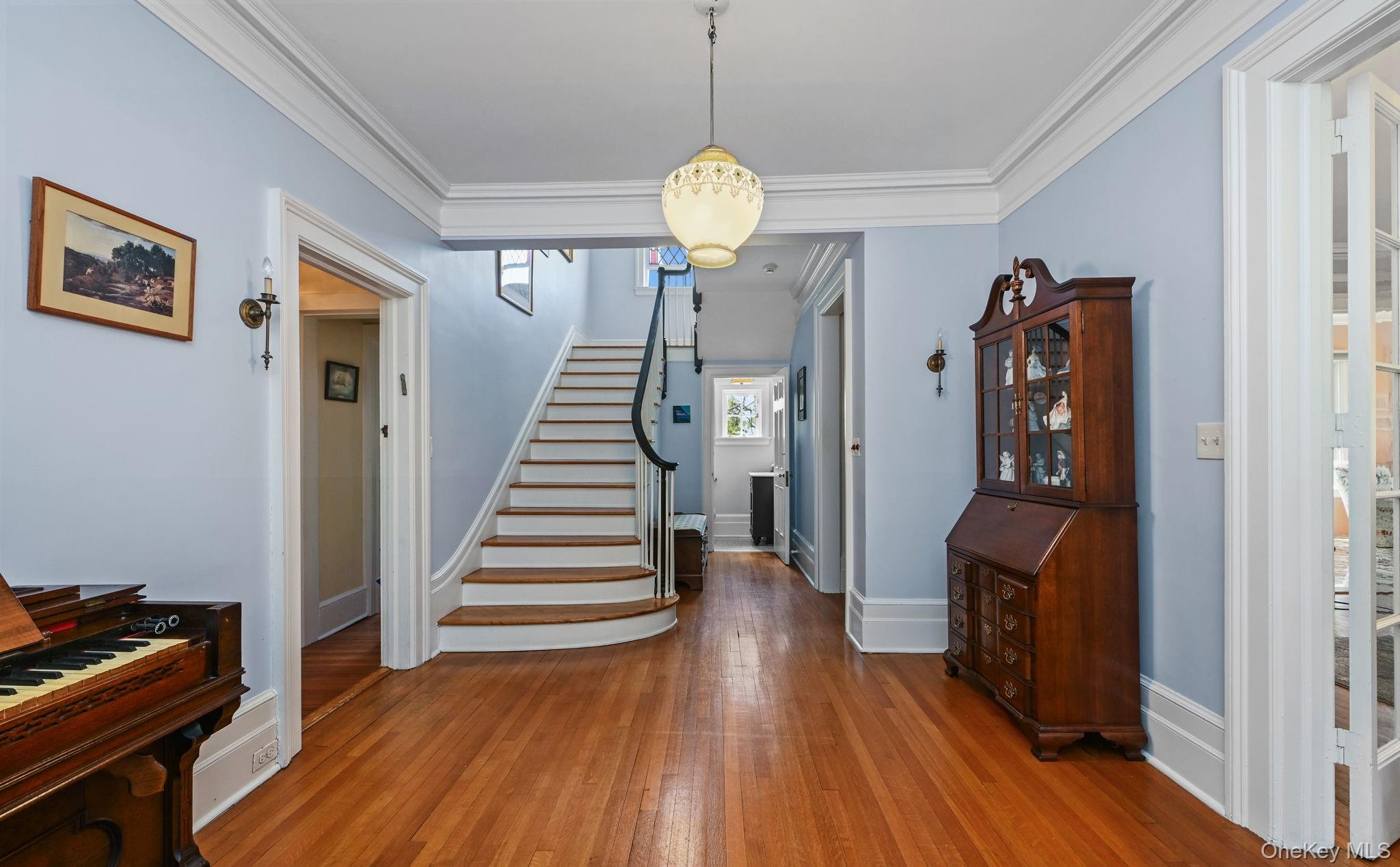 60 Greenridge Avenue