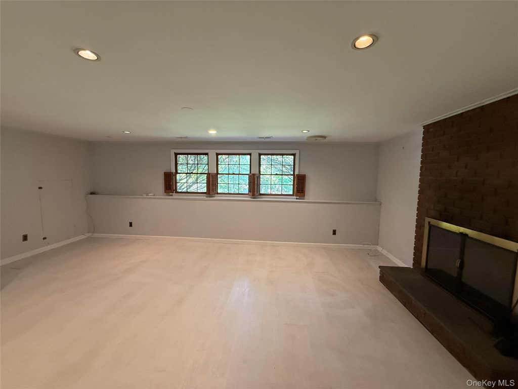 Photo of 58 Quakerbridge Road, Ossining, NY 10562 (MLS # 1023270)