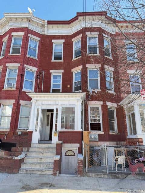 Multifamily For Sale - 2896 Heath Avenue<br/> Bronx, NY 10463