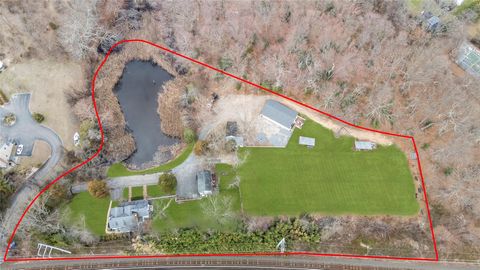 6 Whitney Lane Woodbury NY 11797