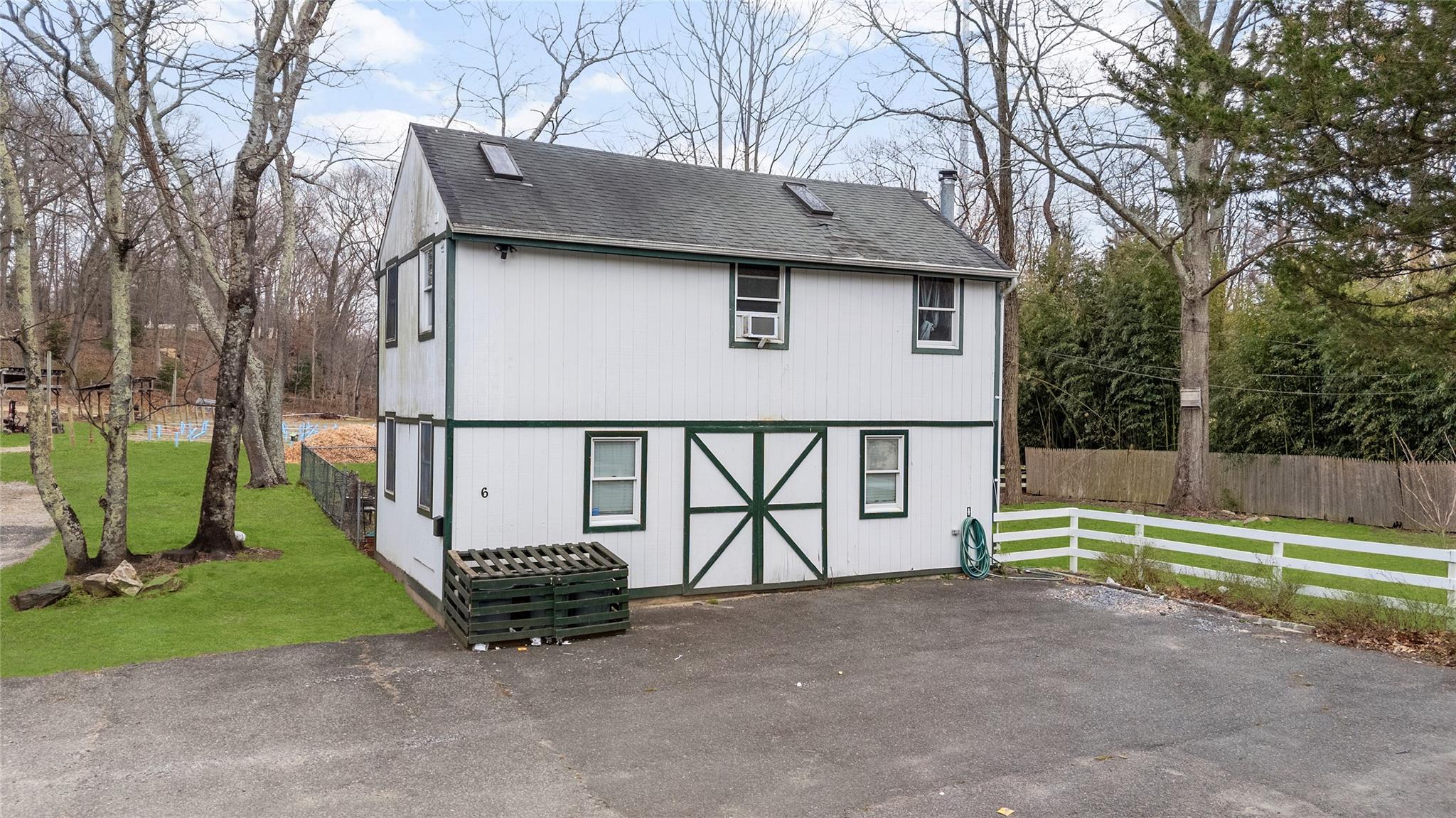 6 SW Whitney Lane, Woodbury, New York image 9