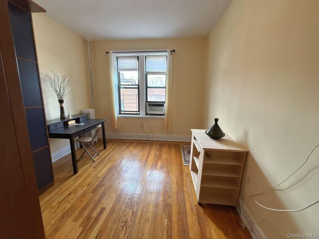 Photo of 37-16 83 Street #3F, Flushing, NY 11372 (MLS # 1057293)