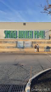 334 Smithaven Mall