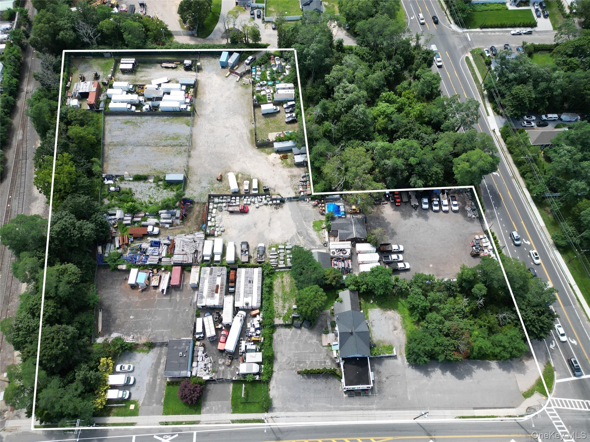 122 Railroad Avenue