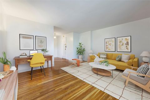 72-81 113th Street 6T Forest Hills NY 11375