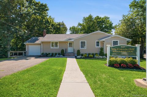 Photo of 198 Terry Road, Smithtown, NY 11787 (MLS # 1029963)