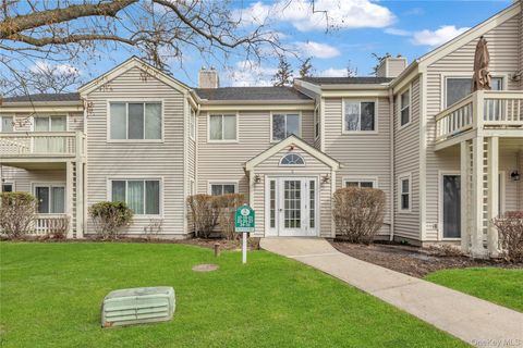 Townhouse For Sale - 17 Bayberry Drive<br/> Peekskill, NY 10566