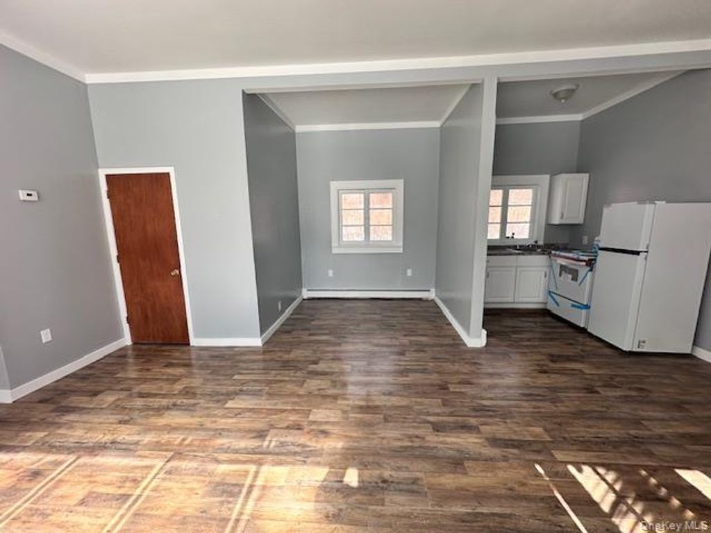 Photo of 9 Elm Road, Wurtsboro, NY 12790 (MLS # 983627)