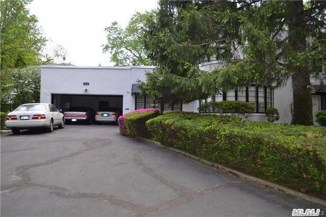 Photo of 20050 Grand Central Parkway, Queens Village, NY 11427 (MLS # 1056279)