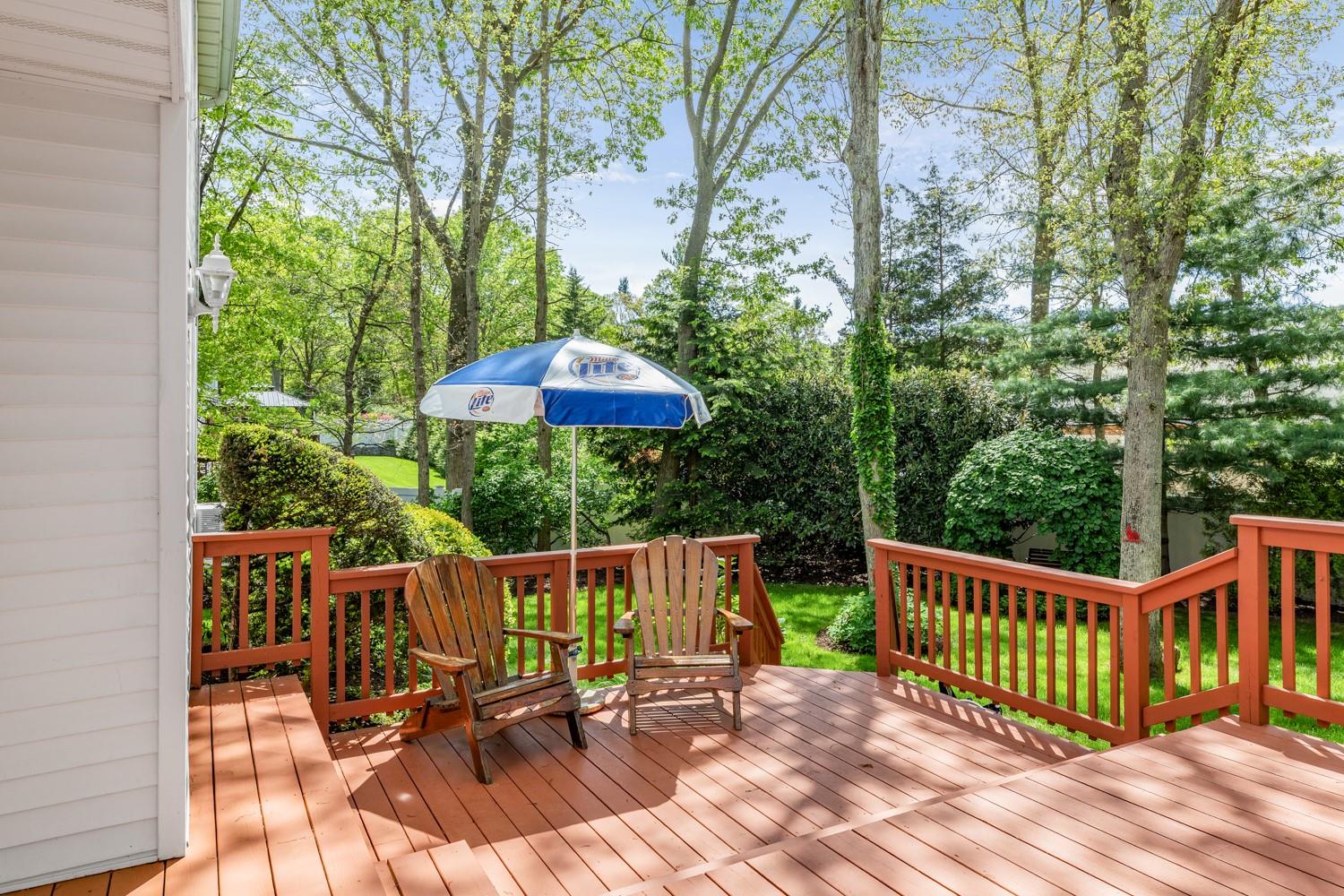 18 Stuyvesant Circle, East Setauket, New York image 24