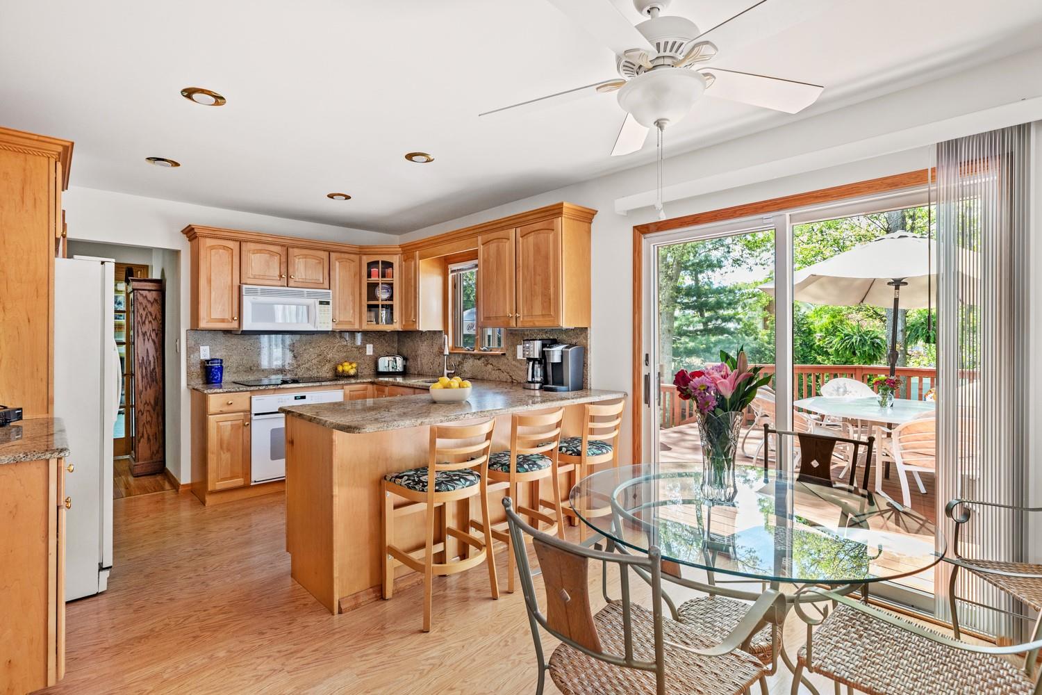 18 Stuyvesant Circle, East Setauket, New York image 12
