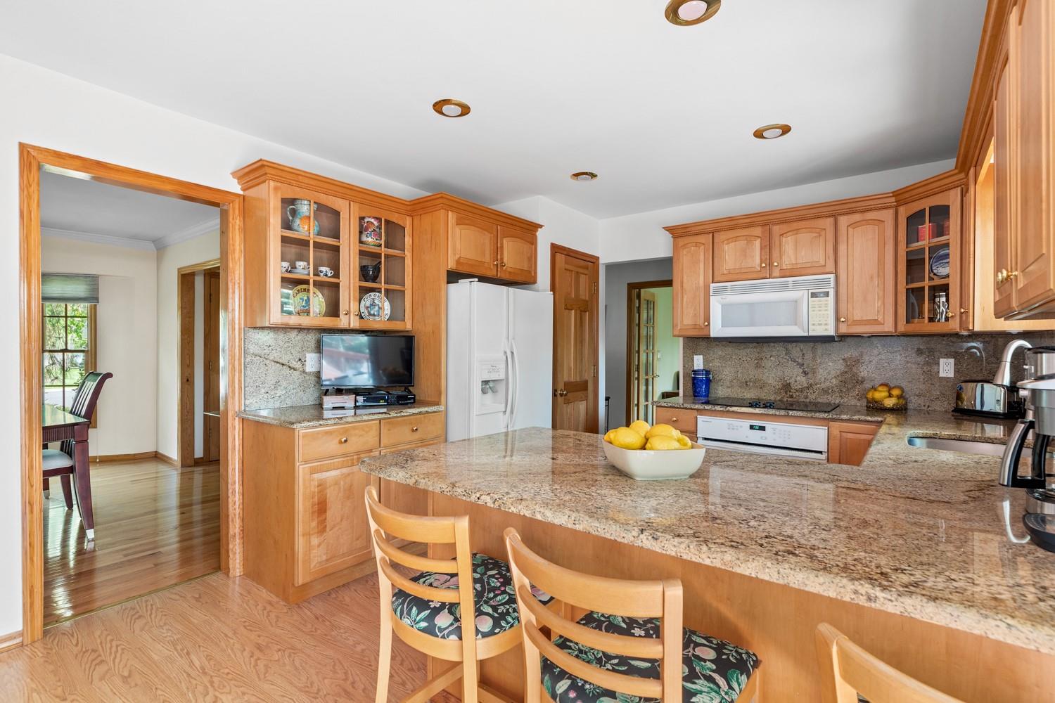 18 Stuyvesant Circle, East Setauket, New York image 13