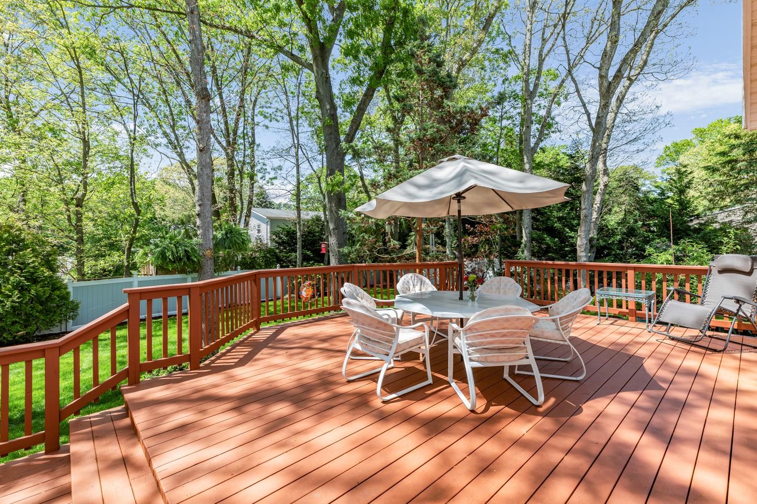 18 Stuyvesant Circle, East Setauket, New York image 23