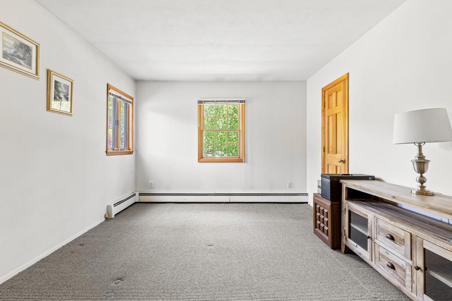 18 Stuyvesant Circle, East Setauket, New York image 17