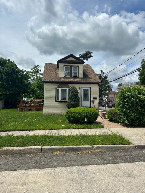 Photo of 259 N Columbus Avenue, Freeport, NY 11520 (MLS # 869768) Photo of 259 N Columbus Avenue, Freeport, NY 11520 (MLS # 869768)