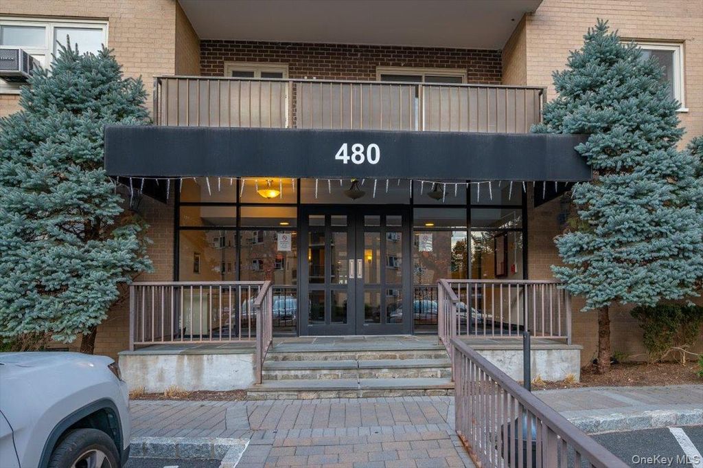 Photo of 480 Halstead Avenue #5M, Harrison, NY 10528 (MLS # 941090)