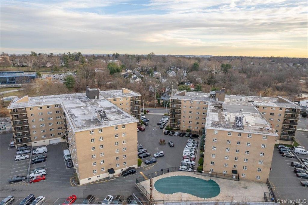 Photo of 480 Halstead Avenue #5M, Harrison, NY 10528 (MLS # 941090)