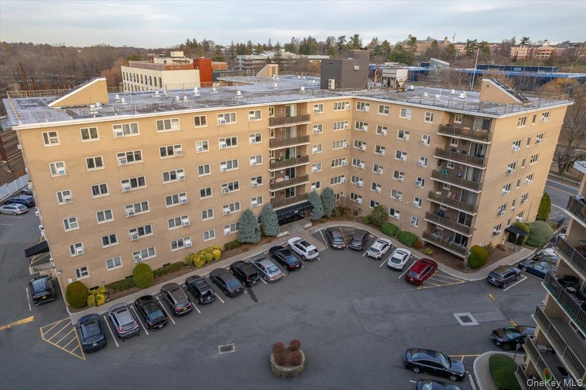 480 Halstead Avenue 5M