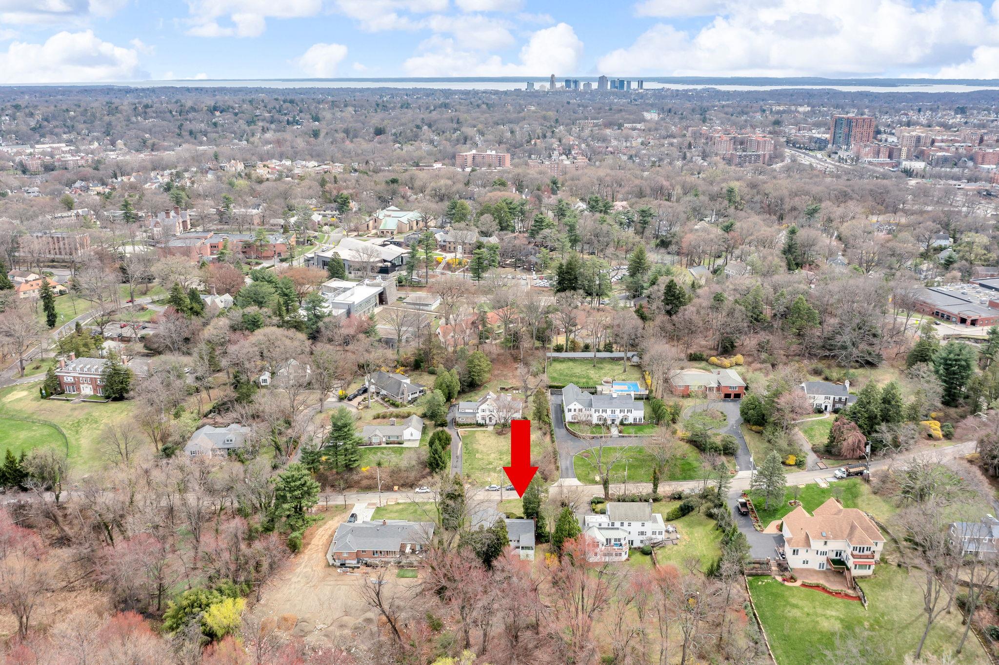 95 Wrexham Road, Bronxville, New York image 24