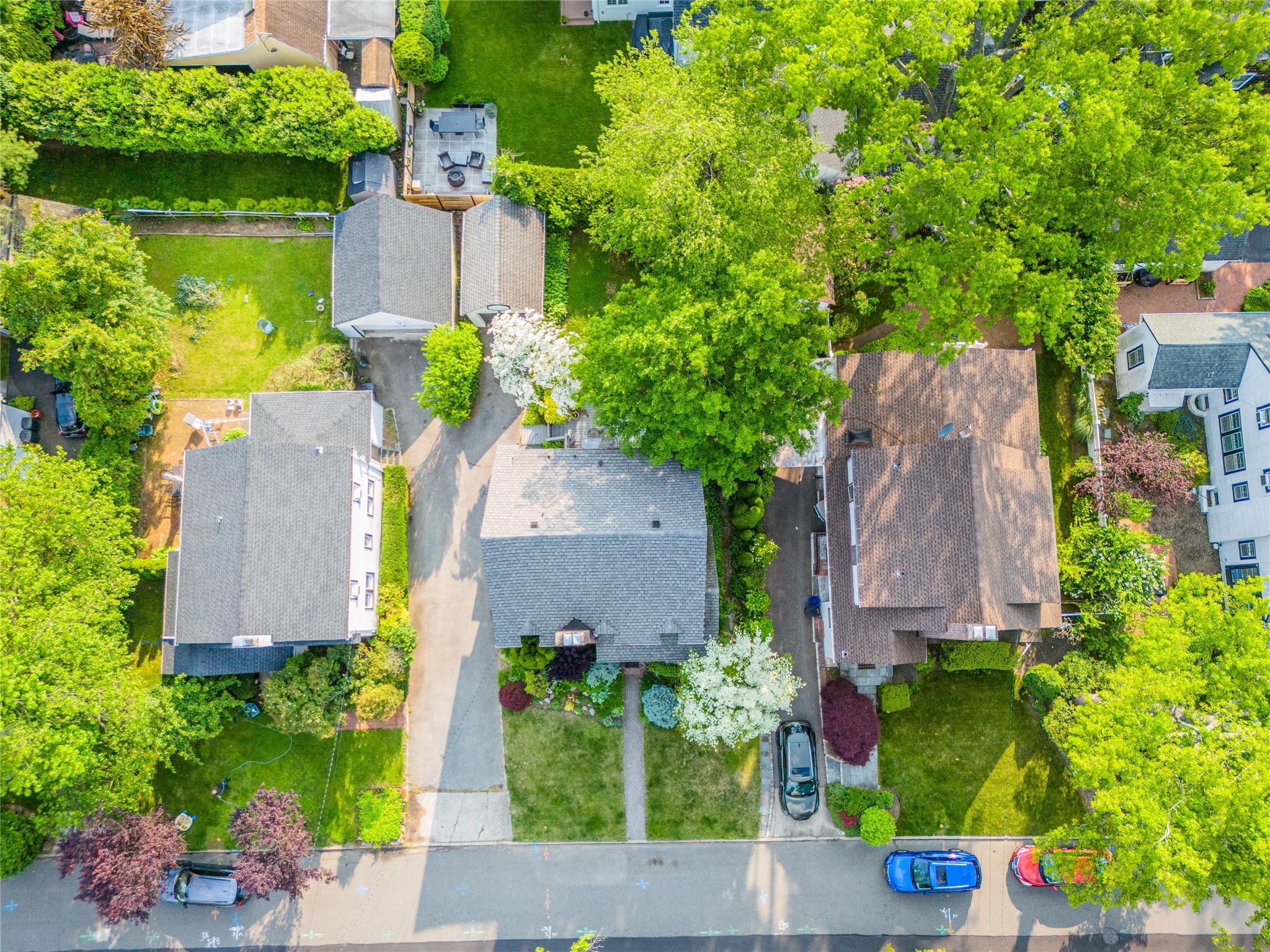 5 Cary Road, Great Neck, New York image 2