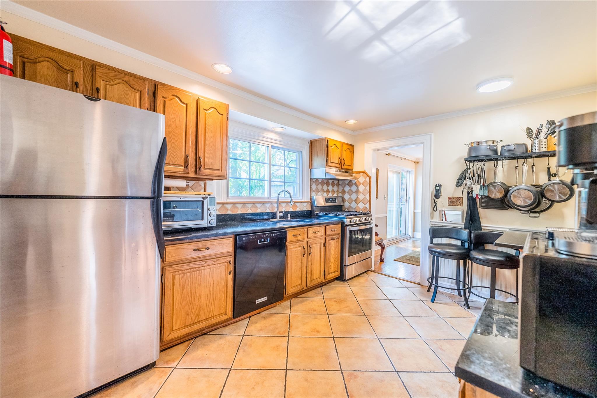 5 Cary Road, Great Neck, New York image 23
