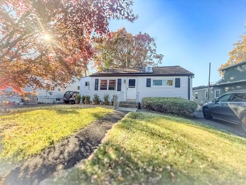 Photo of 50 Major Andre Drive, Stony Point, NY 10980 (MLS # 931356)