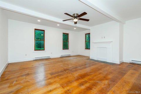 Homes For Rent - 681 Route 216 #1<br/> Poughquag, NY 12570