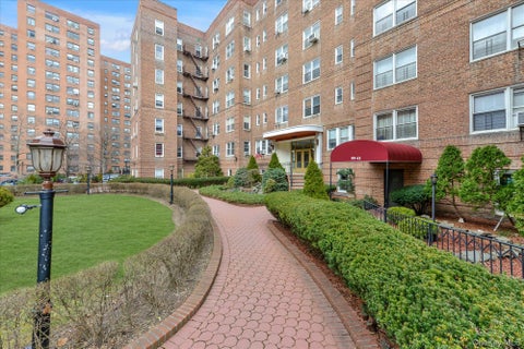 Apartment For Rent - 9941 64th Avenue #E11<br/> Rego Park, NY 11374