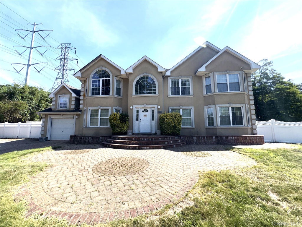 Photo of 249 Haven Avenue, Ronkonkoma, NY 11779 (MLS # 1048412)