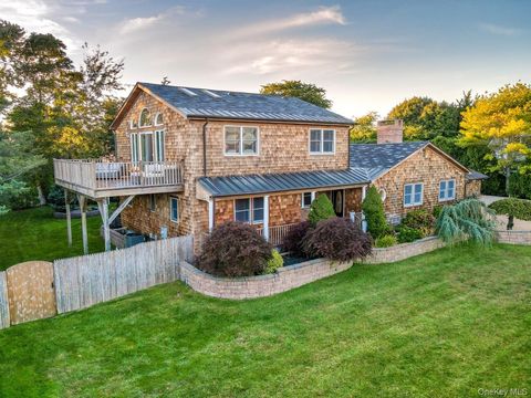 20 Alanson Lane Hampton Bays NY 11946
