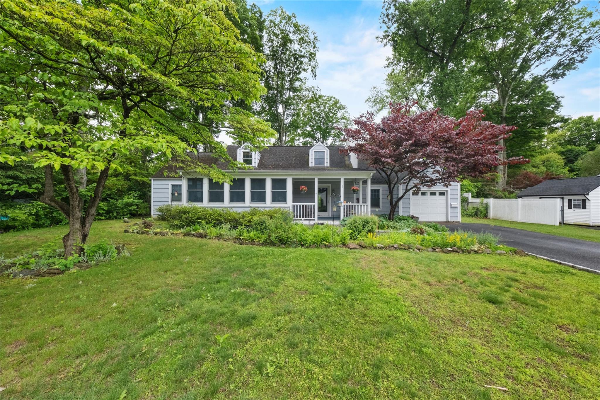Photo 1 of 32 Westwood Road, Wainscott, NY, $3,195,000, Web #: 872686