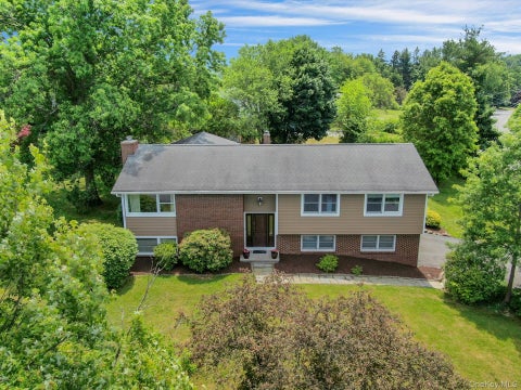 Homes For Sale - 18 Hickory Drive<br/> Campbell Hall, NY 10916