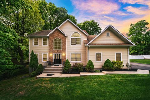 83 N Airmont Road, Suffern, NY 10901 - MLS#: 823684