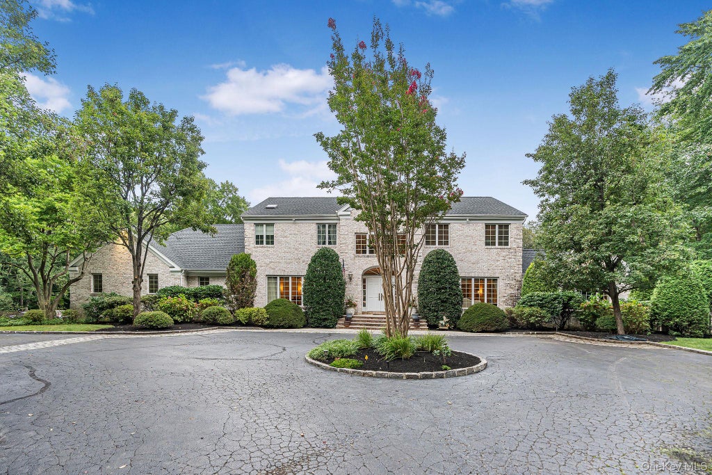 Photo of 4 Ariana Court, Oyster Bay, NY 11771 (MLS # 1049643)