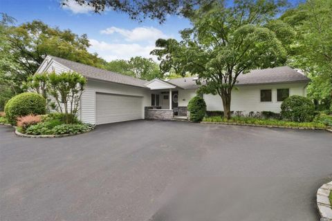 45 Poplar Drive East Hills NY 11576