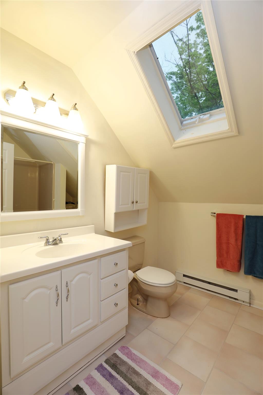 3 Carriage House Court, Hyde Park, New York image 19