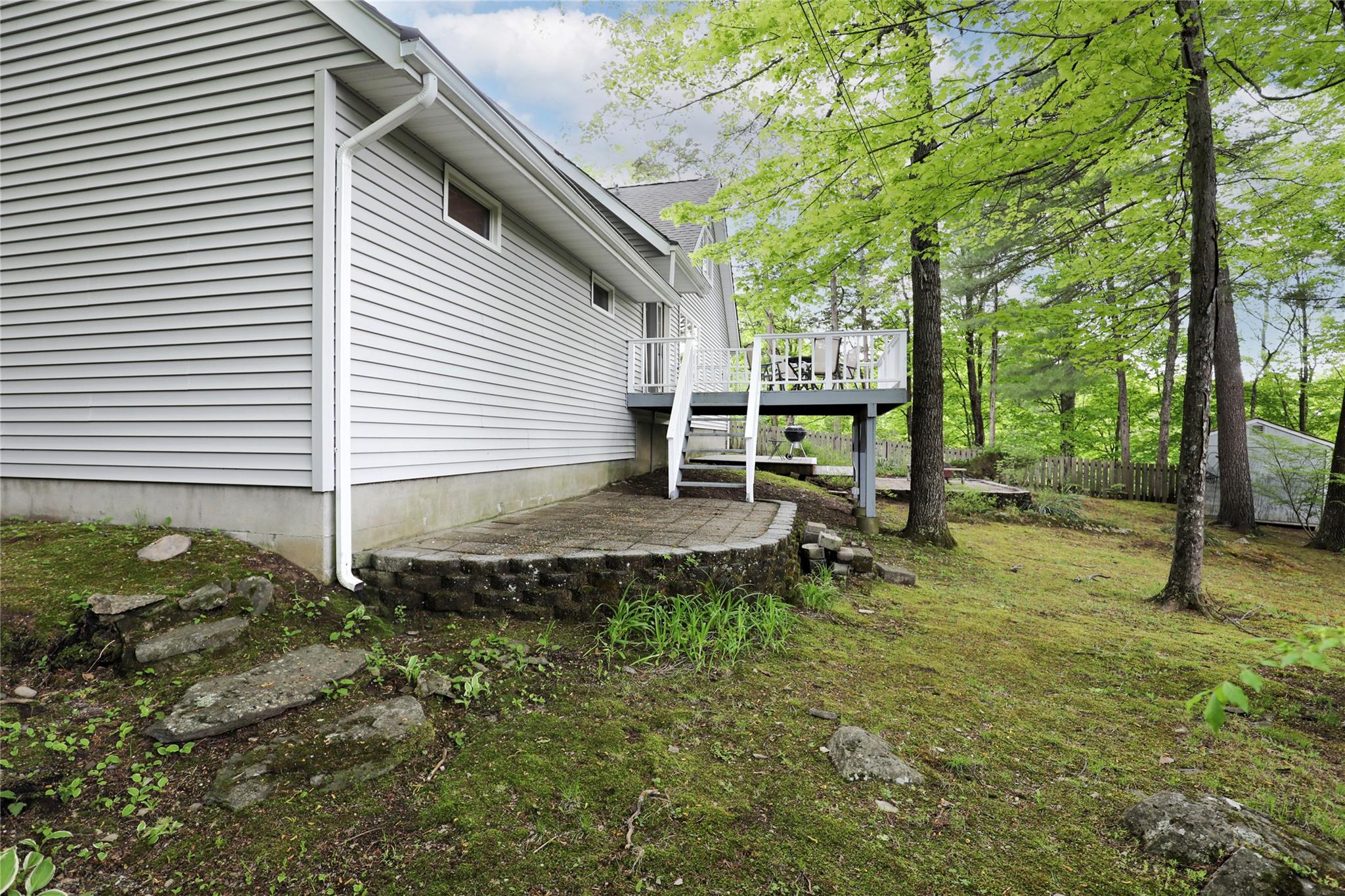 3 Carriage House Court, Hyde Park, New York image 24