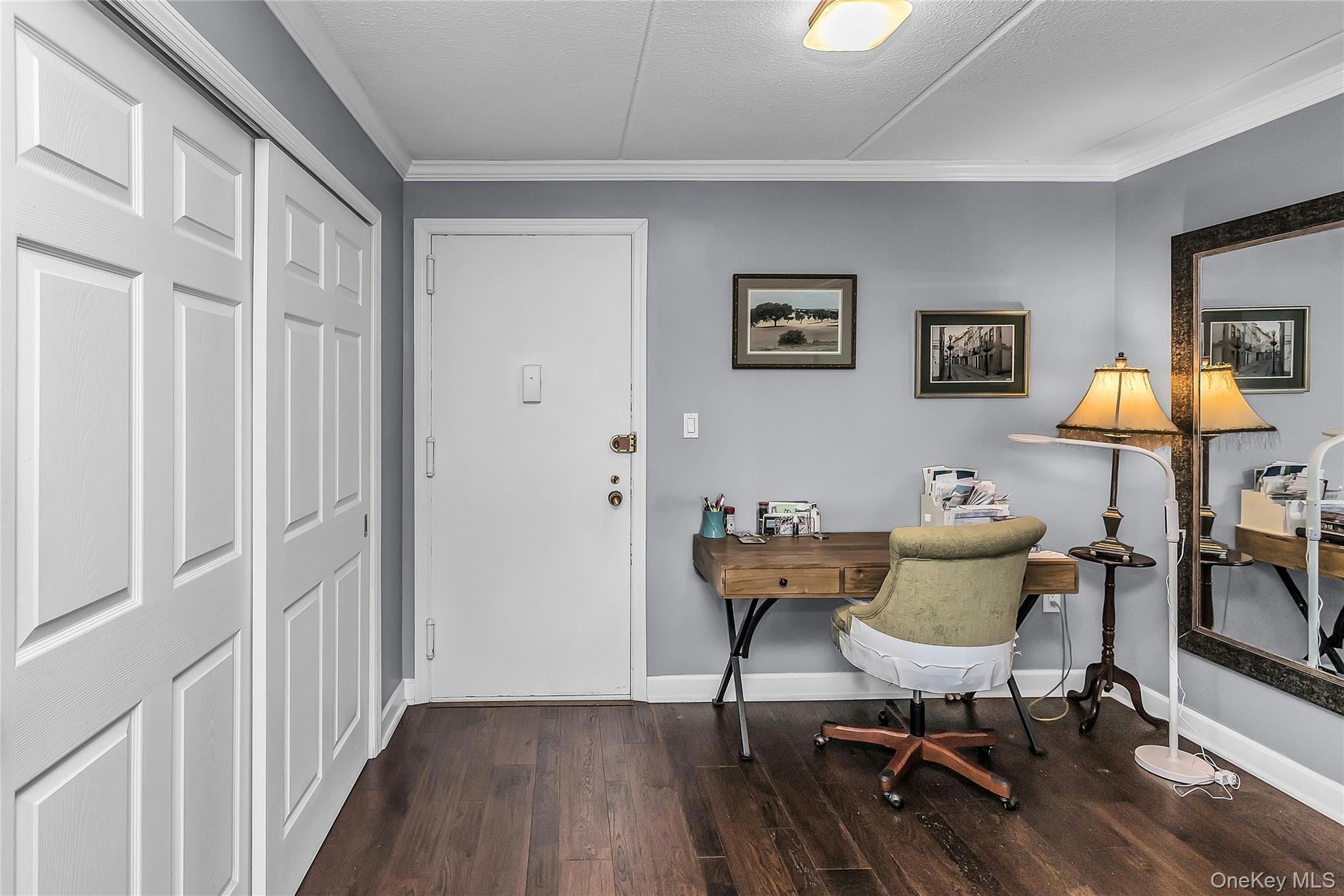 135 Post Avenue 2T