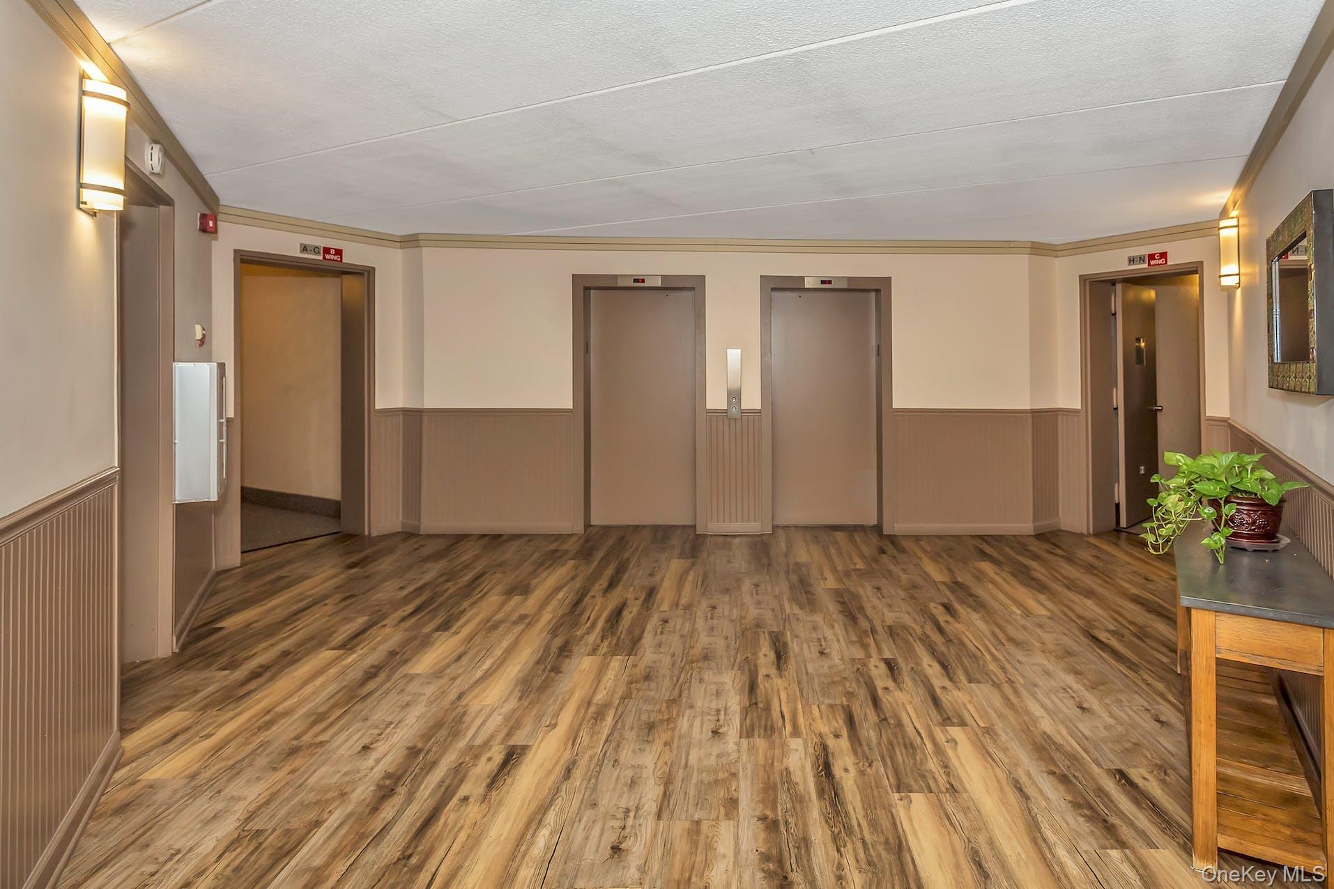 135 Post Avenue 2T