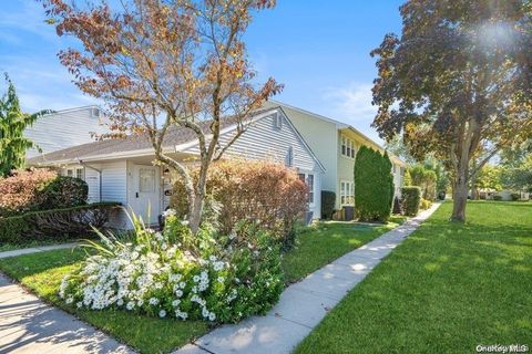 Photo of 51 Whalers Cove, Babylon, NY 11702 (MLS # 963462)