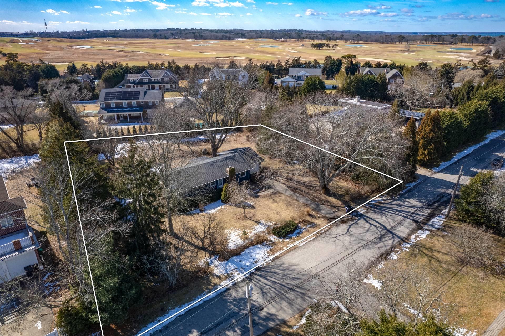 45 Country Club Drive, Southampton, New York image 6