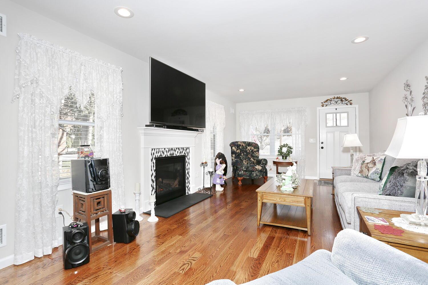 4 Irving Place, Port Jervis, New York image 2